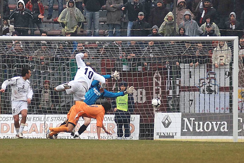 il gol di Bondi alla Pistoiese nel 2009